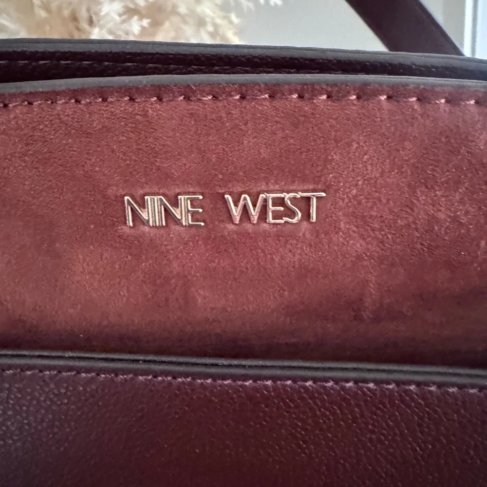NINE WEST BROWN PURSE. NWOT - Picture 2 of 9